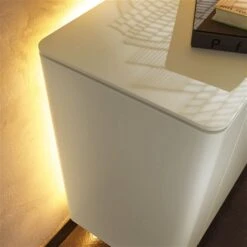 Hülsta Gentis Wohn-Kombi 7 - Akzent Naturstamm Inkl. LED-Beleuchtung Vitrine 15 Hülsta Gentis Wohn-Kombi 7 - Akzent Naturstamm Inkl. LED-Beleuchtung Vitrine -Hülsta Möbel beleuchtung detail 1