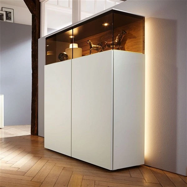 Hülsta Gentis 8R Vitrine - Hochglanz-Lack Akzent Naturstamm - 2 Türen Mit Glasfüllung 4 Hülsta Gentis 8R Vitrine - Hochglanz-Lack Akzent Naturstamm - 2 Türen Mit Glasfüllung – Bild 2